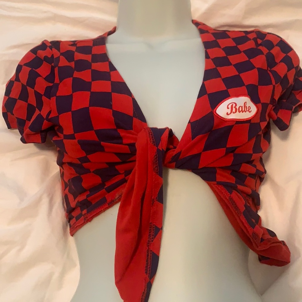 Cropped tie shirt